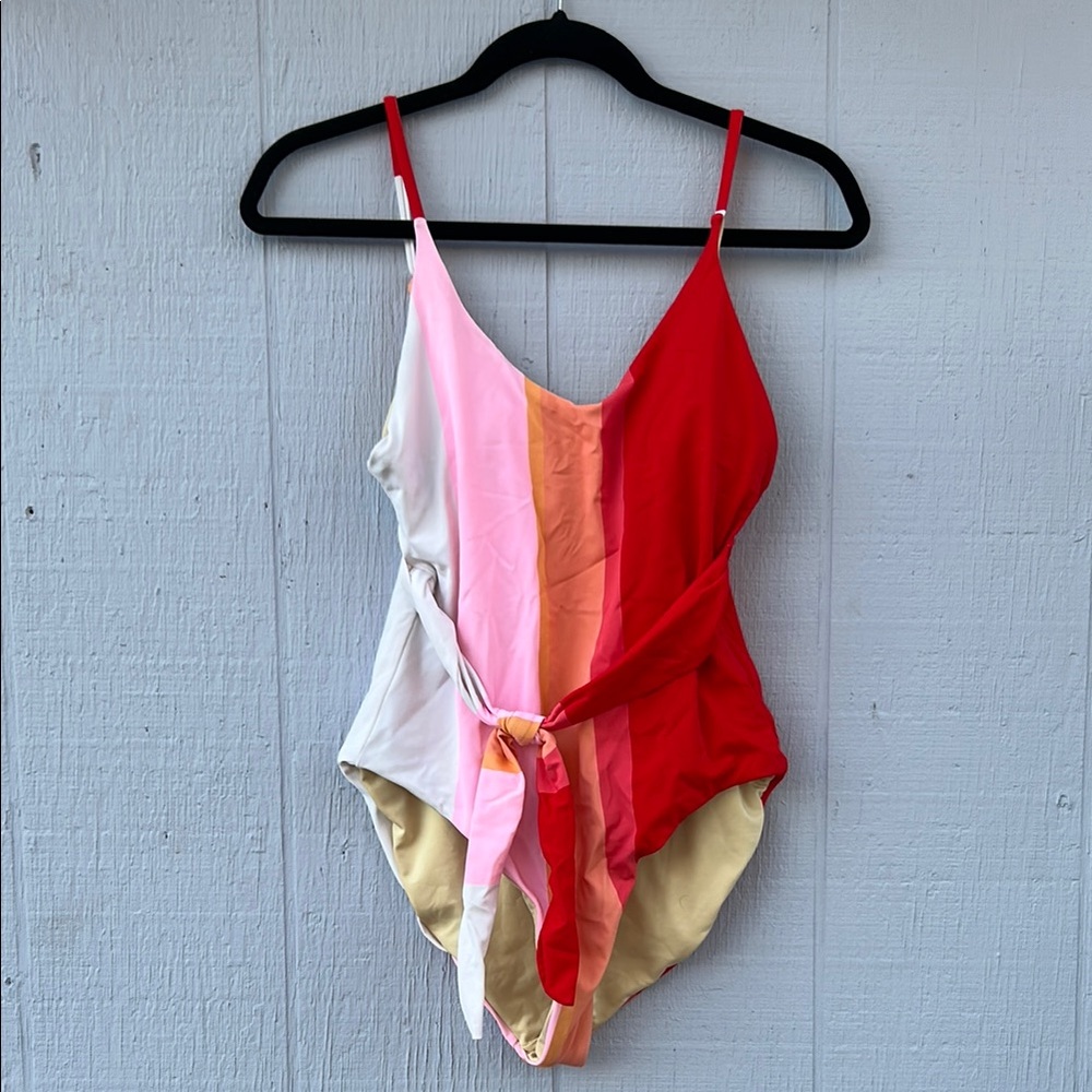 Ultra Flattering Multicolor One Piece Swimsuit